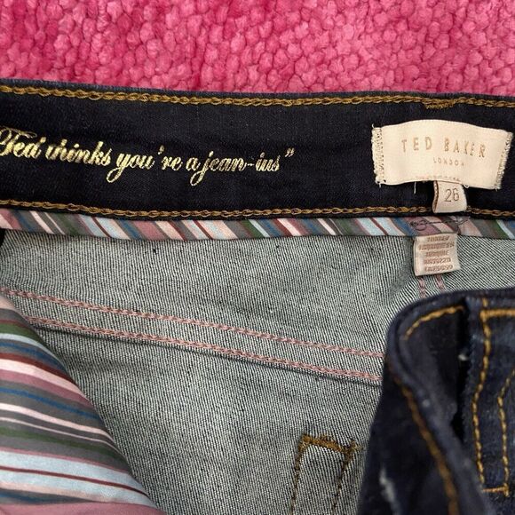 Ted Baker London Yesenia Embroidered Scalloped Hem Skinny Ankle Jeans Size 26 - Picture 7 of 13